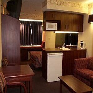 Microtel Inn & Suites By Wyndham Detroit Roseville Rom bilde